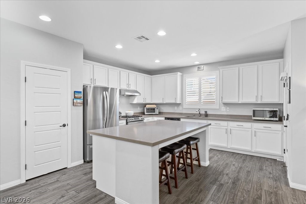 9008 Misty Leaf Avenue Las Vegas NV 89148