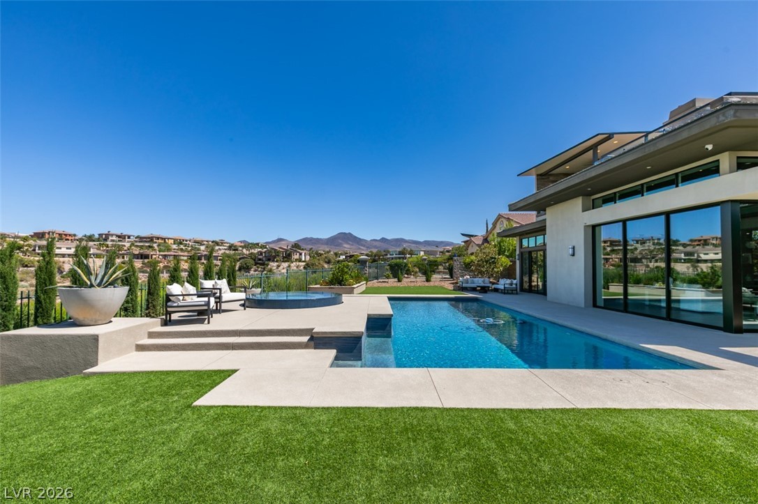 1376 Opal Valley Street Henderson NV 89052