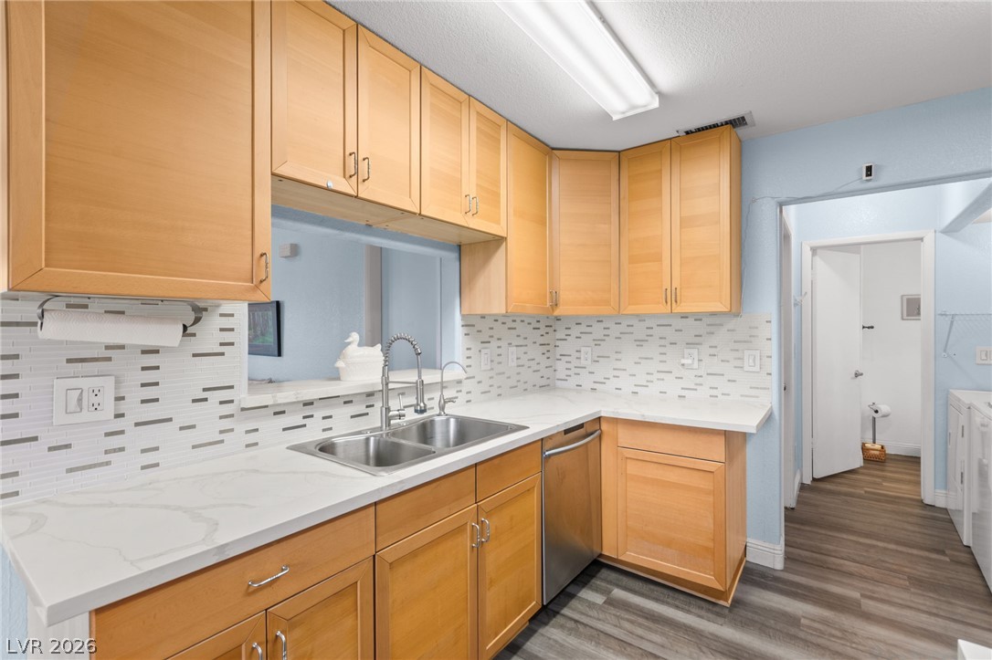 6905 Coral Rock Drive Las Vegas NV 89108