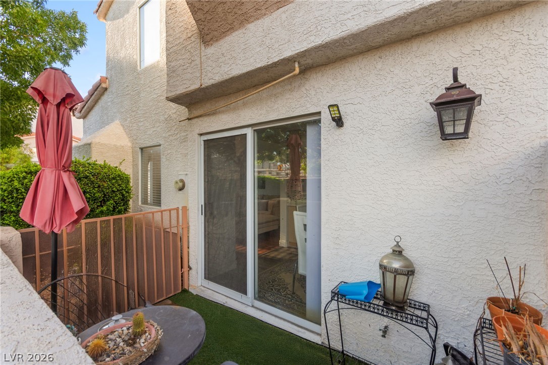 6905 Coral Rock Drive Las Vegas NV 89108