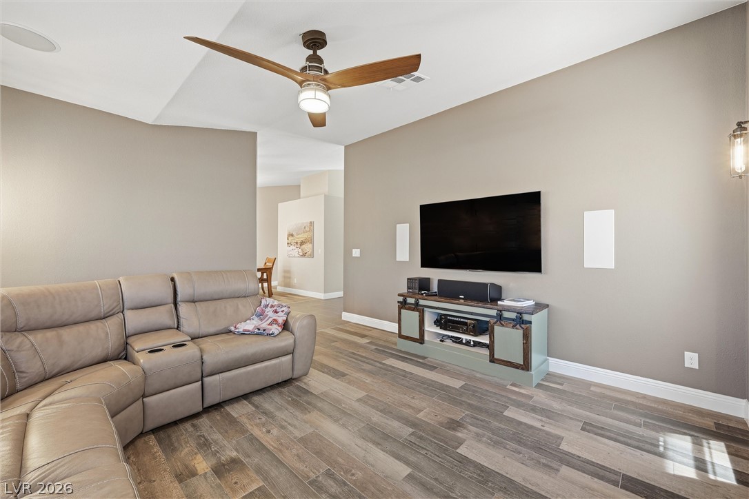 6908 Bienville Street Las Vegas NV 89131