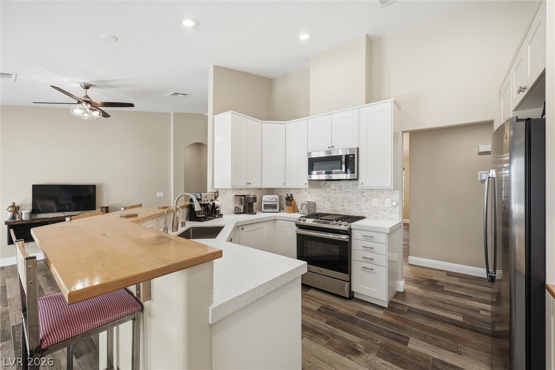 6908 Bienville Street Las Vegas NV 89131