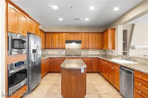 2900 Carmelo Drive Henderson NV 89052