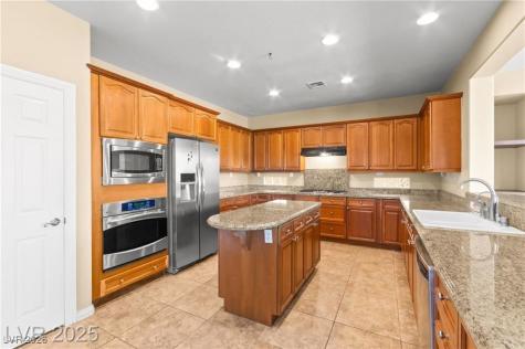 2900 Carmelo Drive Henderson NV 89052