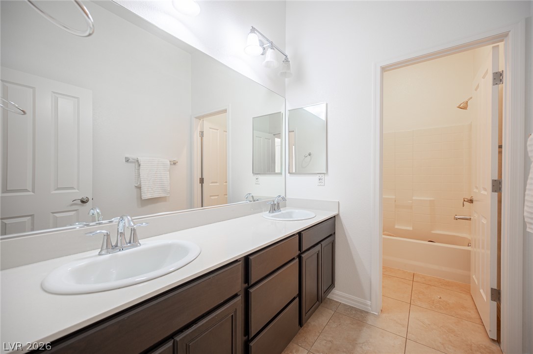 8618 Amber Autumn Street Las Vegas NV 89131