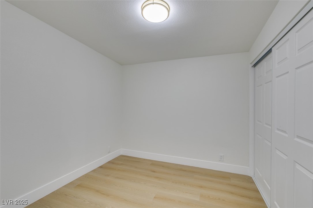 5052 Newton Drive Las Vegas NV 89122