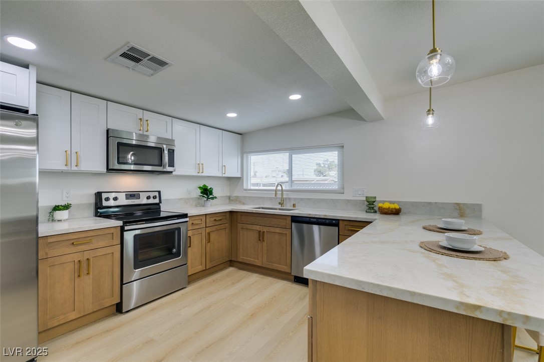 5052 Newton Drive Las Vegas NV 89122