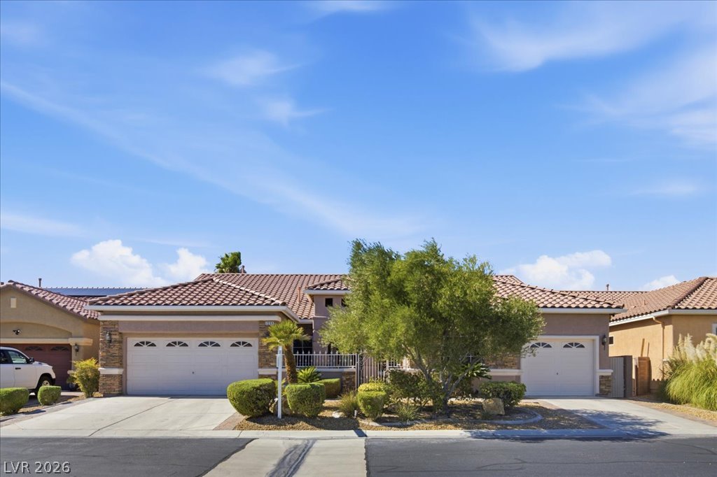 7233 Silver Valley Street Las Vegas NV 89149