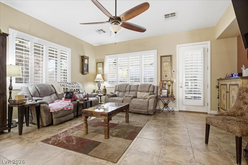 7233 Silver Valley Street Las Vegas NV 89149