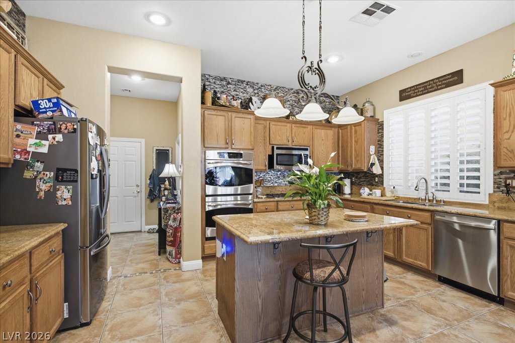 7233 Silver Valley Street Las Vegas NV 89149
