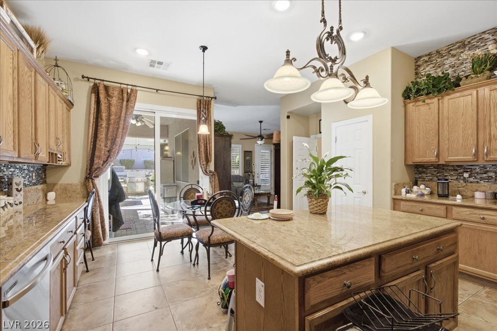 7233 Silver Valley Street Las Vegas NV 89149