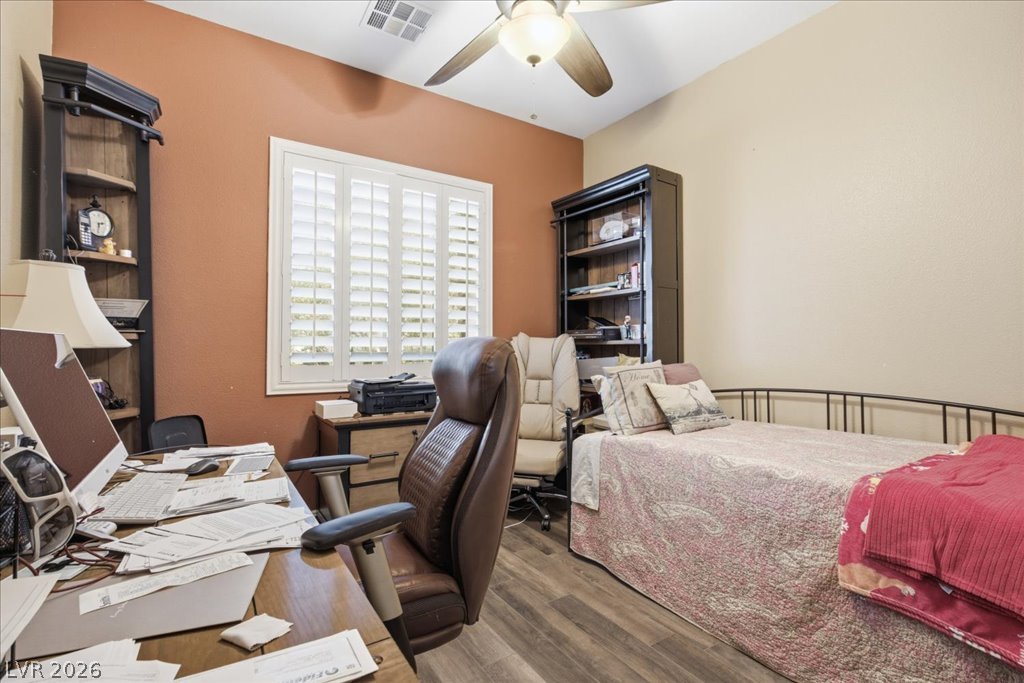 7233 Silver Valley Street Las Vegas NV 89149