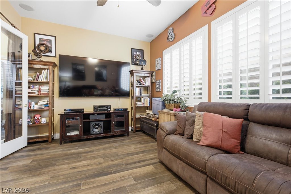 7233 Silver Valley Street Las Vegas NV 89149