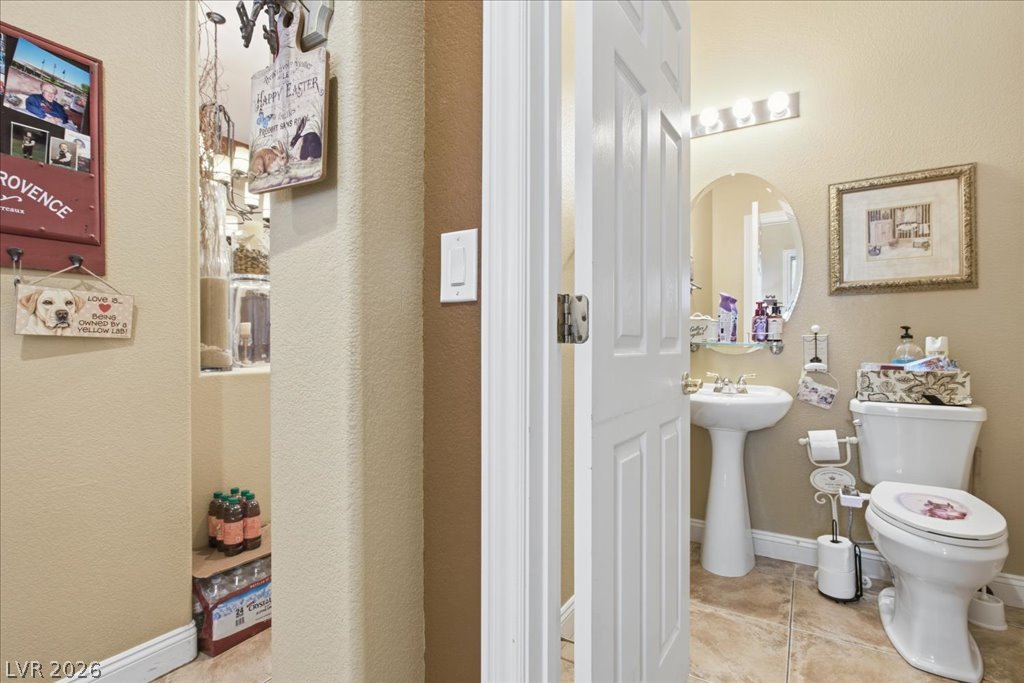 7233 Silver Valley Street Las Vegas NV 89149
