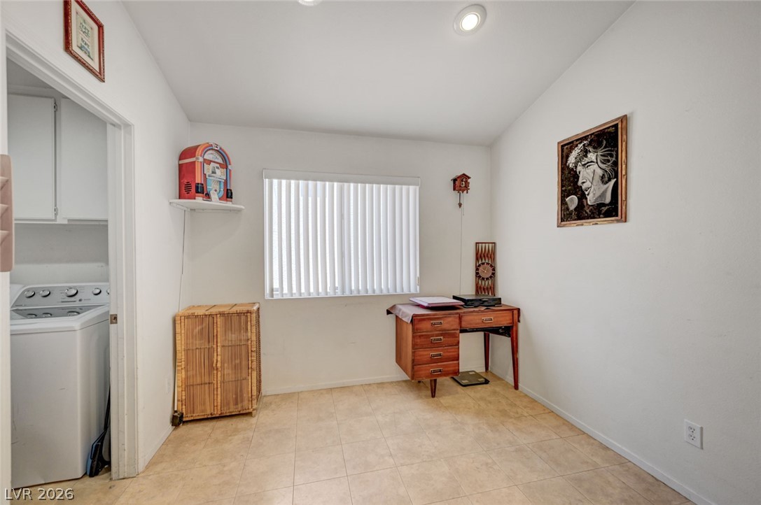 2106 Maui Surf Avenue North Las Vegas NV 89031