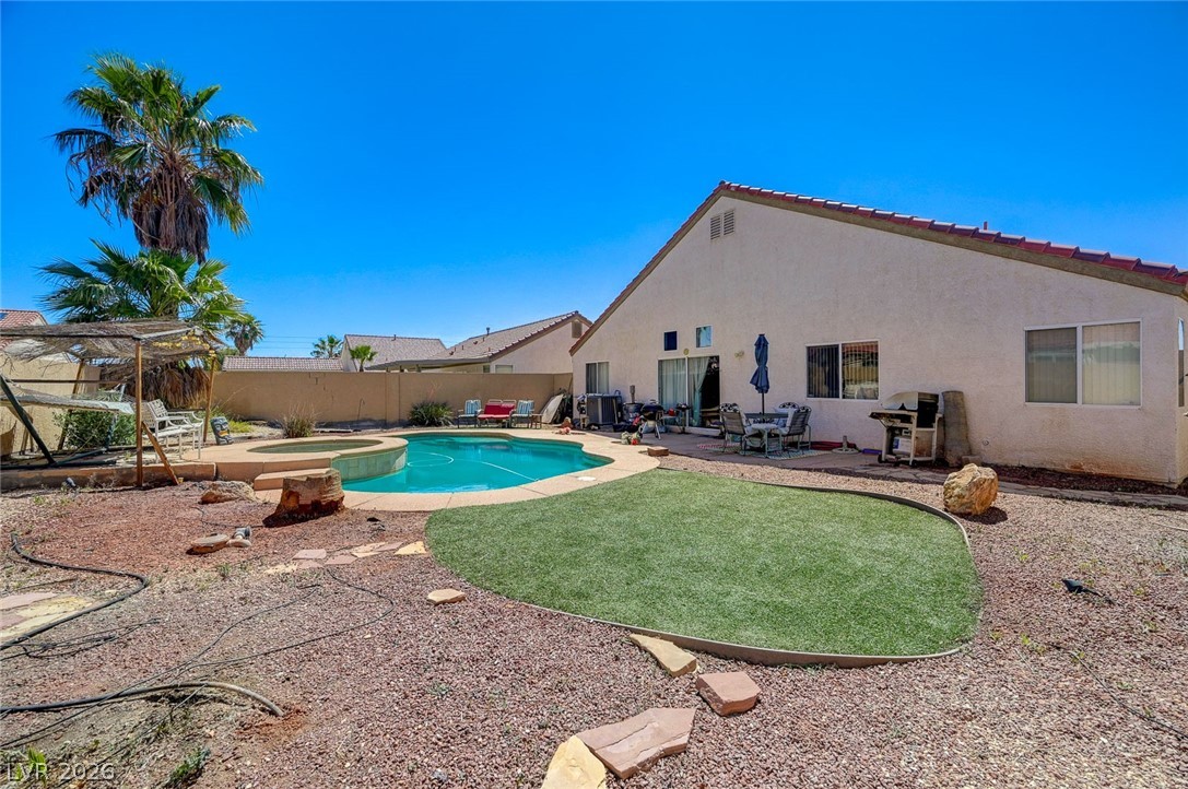 2106 Maui Surf Avenue North Las Vegas NV 89031