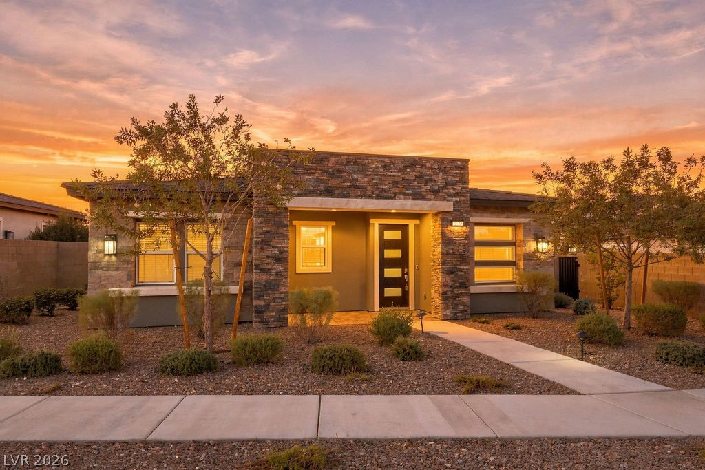 929 Silverfir Court Las Vegas NV 89138