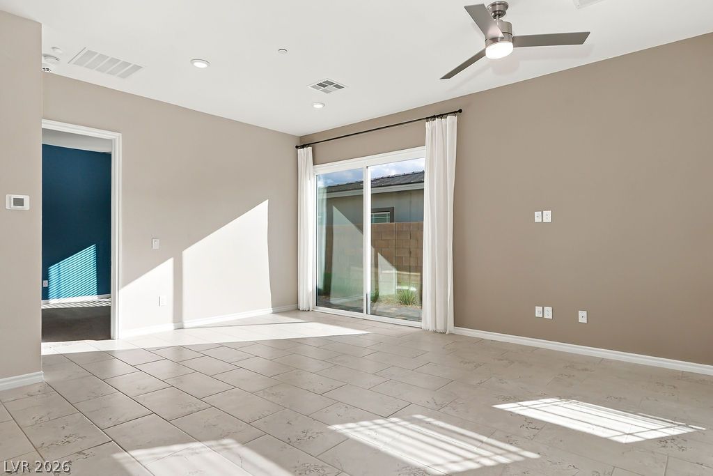 929 Silverfir Court Las Vegas NV 89138