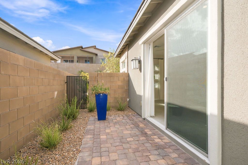 929 Silverfir Court Las Vegas NV 89138