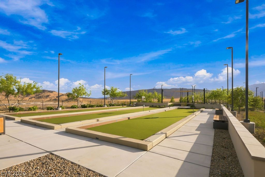 929 Silverfir Court Las Vegas NV 89138