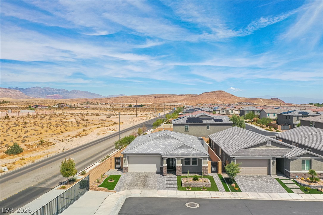 10184 Ocher Valley Avenue Las Vegas NV 89178