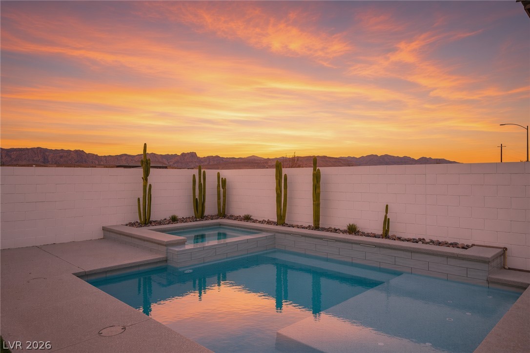 10184 Ocher Valley Avenue Las Vegas NV 89178