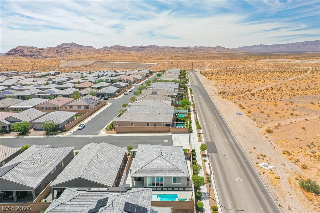10184 Ocher Valley Avenue Las Vegas NV 89178