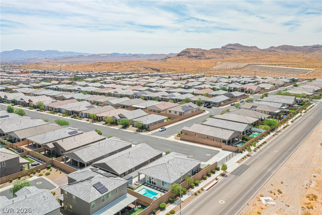 10184 Ocher Valley Avenue Las Vegas NV 89178