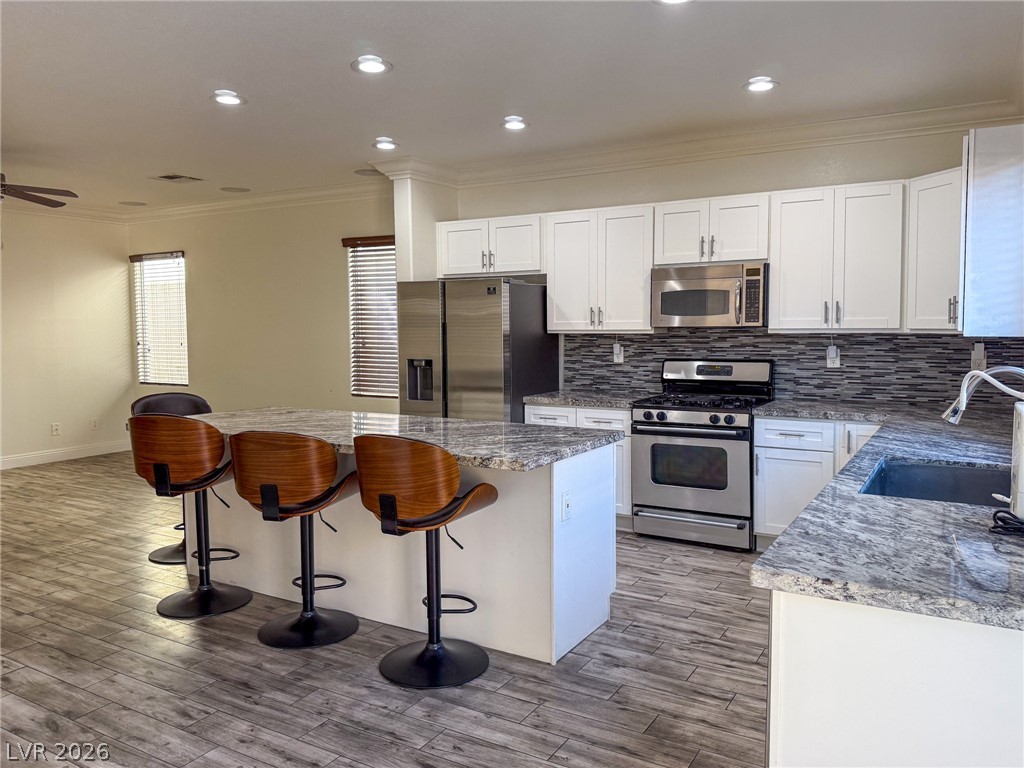 9156 Weeping Hollow Avenue Las Vegas NV 89178