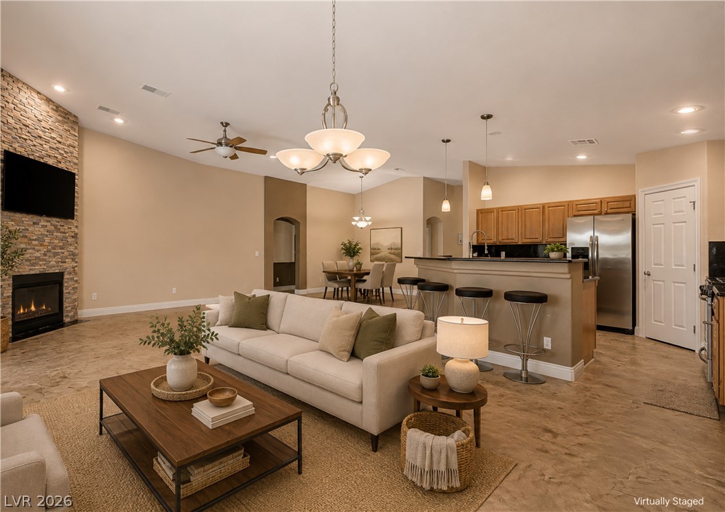 8317 Jeremiahs Lodge Avenue Las Vegas NV 89131