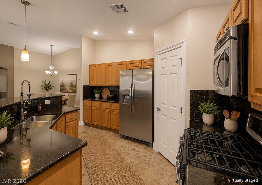 8317 Jeremiahs Lodge Avenue Las Vegas NV 89131