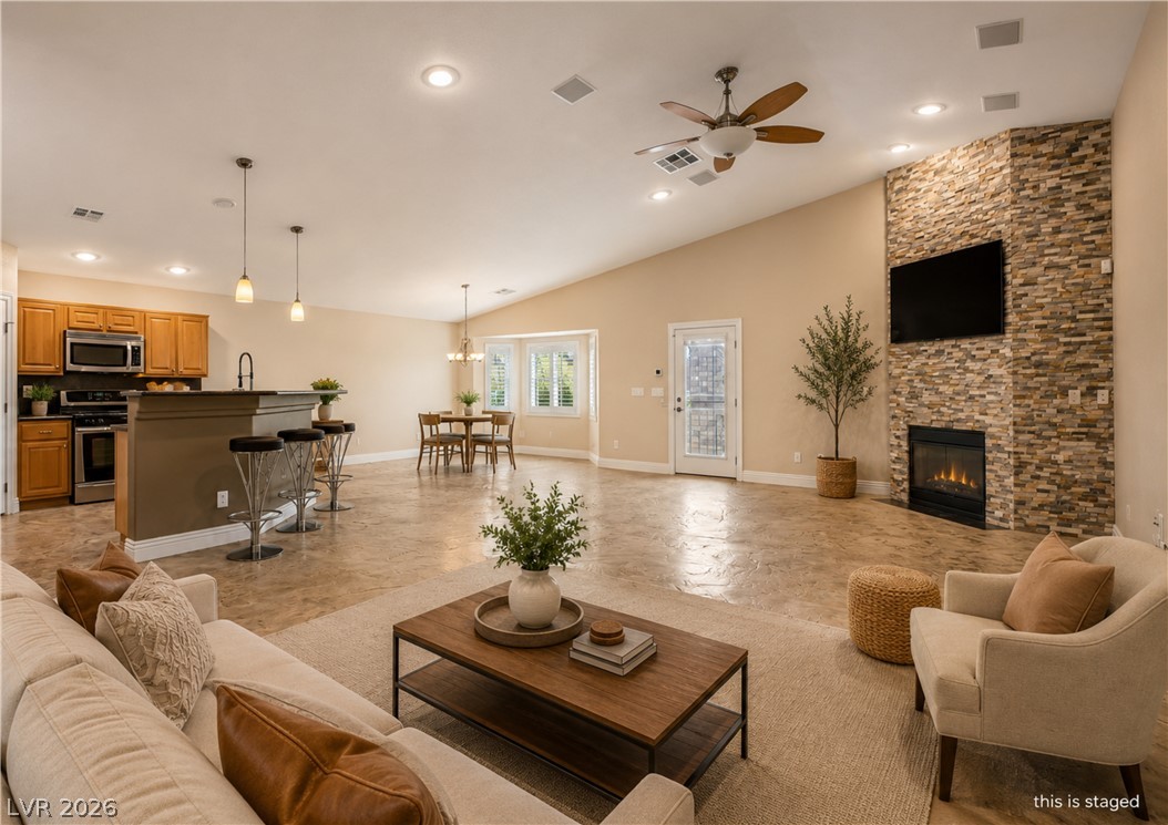 8317 Jeremiahs Lodge Avenue Las Vegas NV 89131