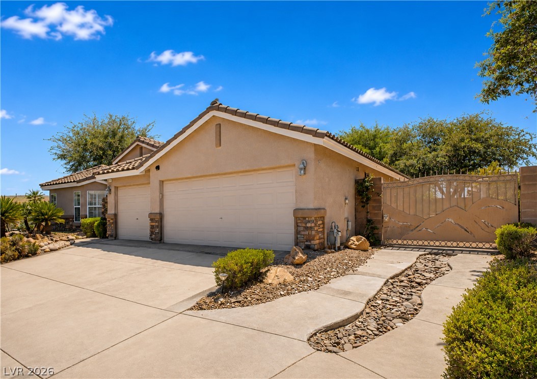 8317 Jeremiahs Lodge Avenue Las Vegas NV 89131
