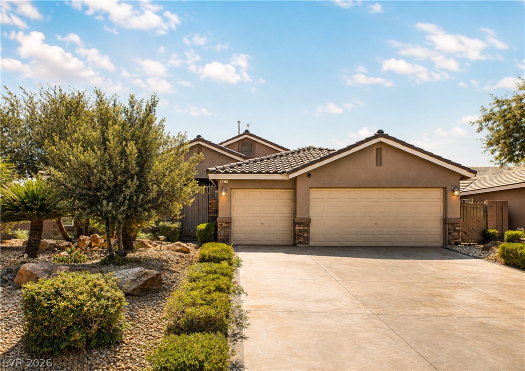 8317 Jeremiahs Lodge Avenue Las Vegas NV 89131