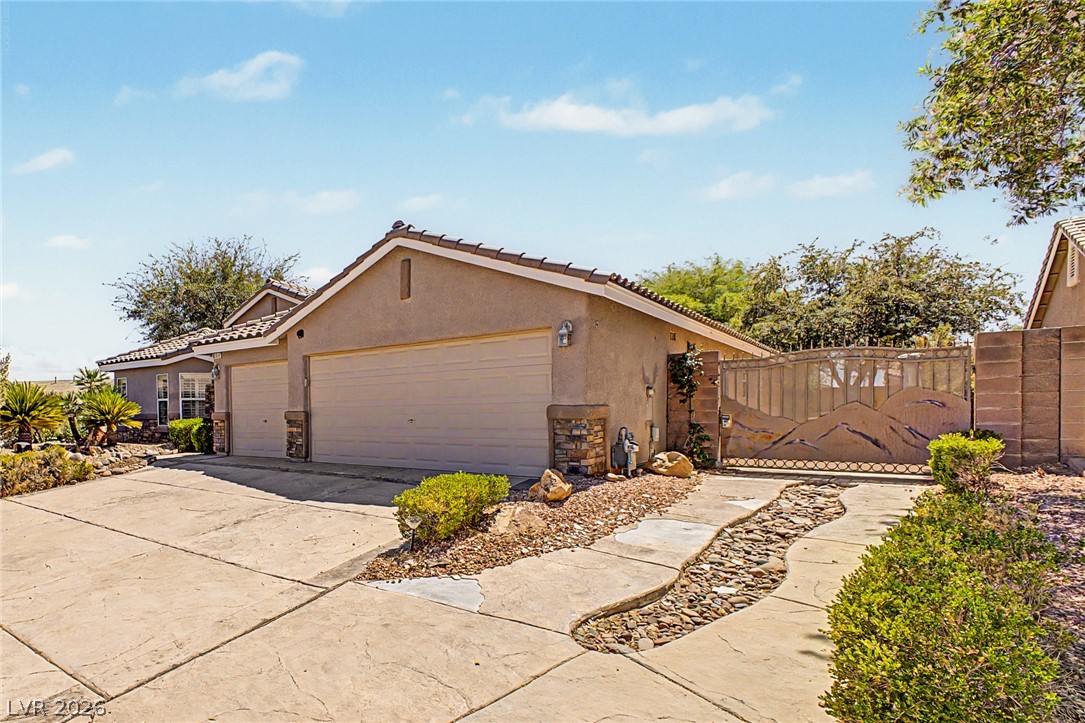 8317 Jeremiahs Lodge Avenue Las Vegas NV 89131