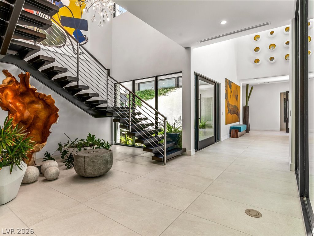 8733 Newport Isle Court Las Vegas NV 89117