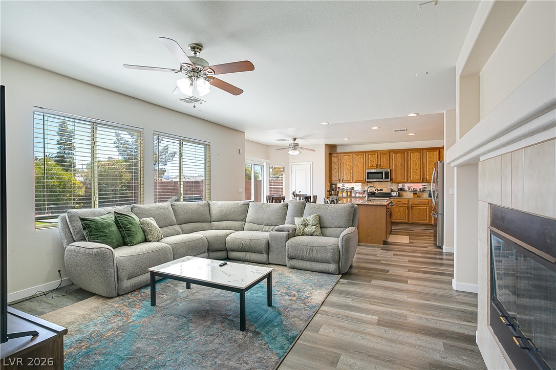 5520 Oatfield Street North Las Vegas NV 89081
