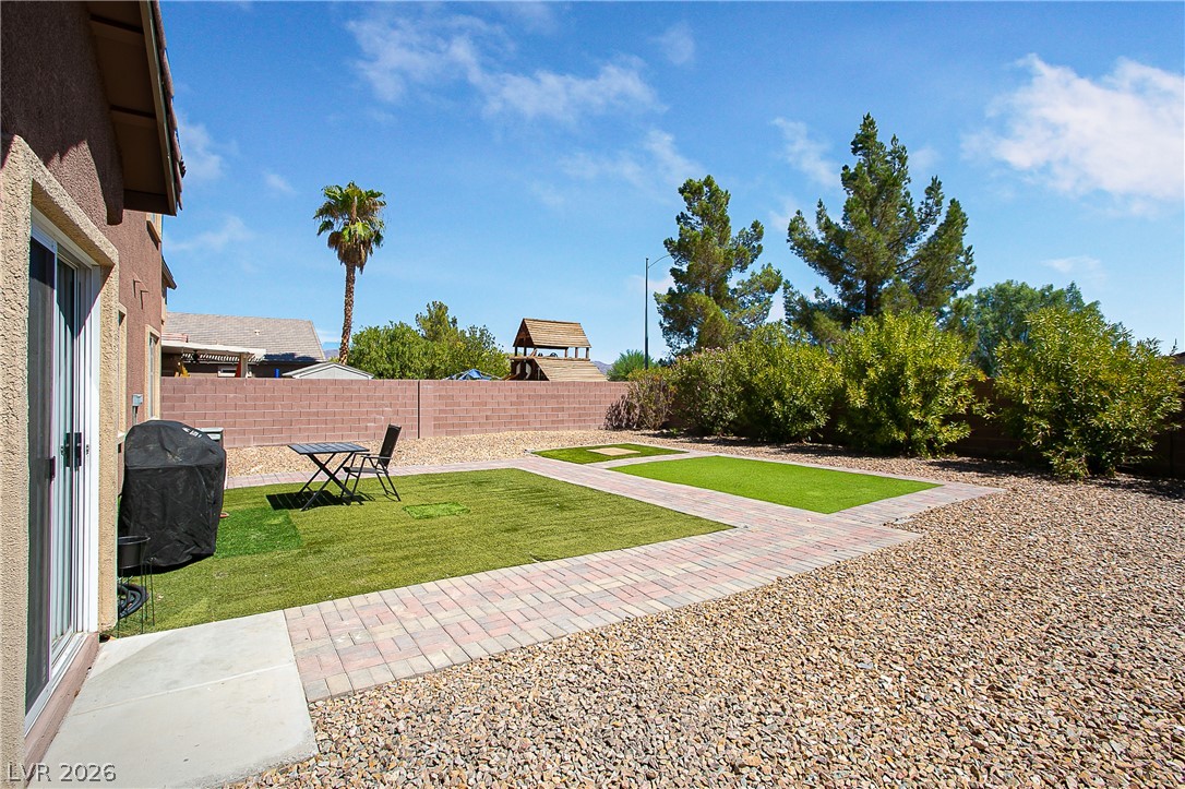 5520 Oatfield Street North Las Vegas NV 89081