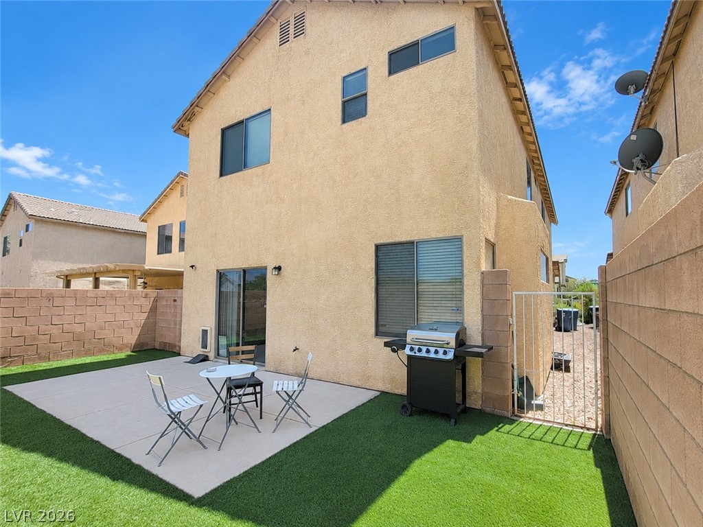 8532 Sweet Cedar Avenue Las Vegas NV 89143