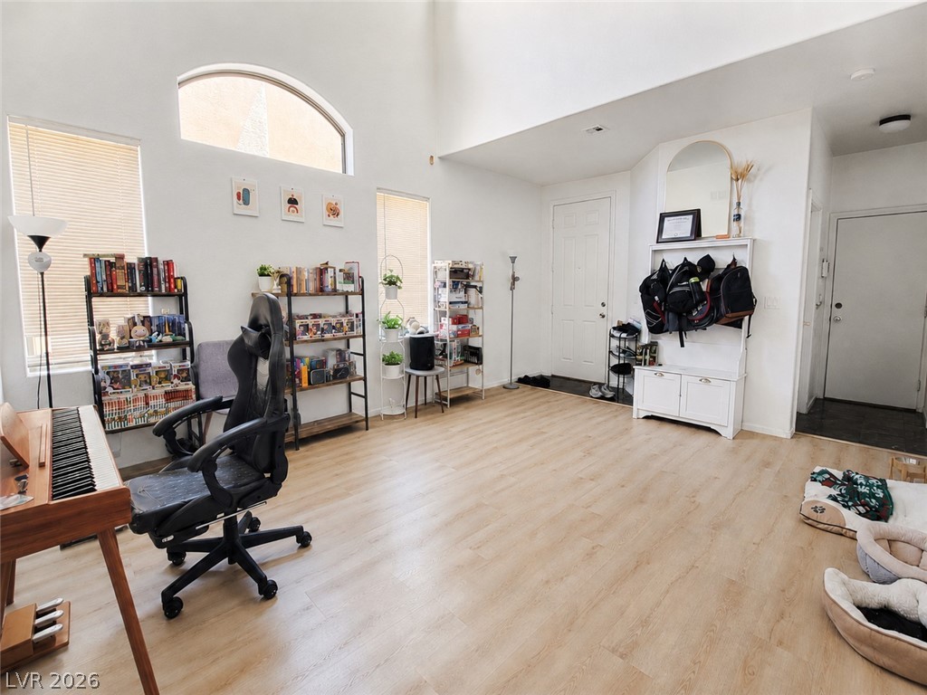 8532 Sweet Cedar Avenue Las Vegas NV 89143