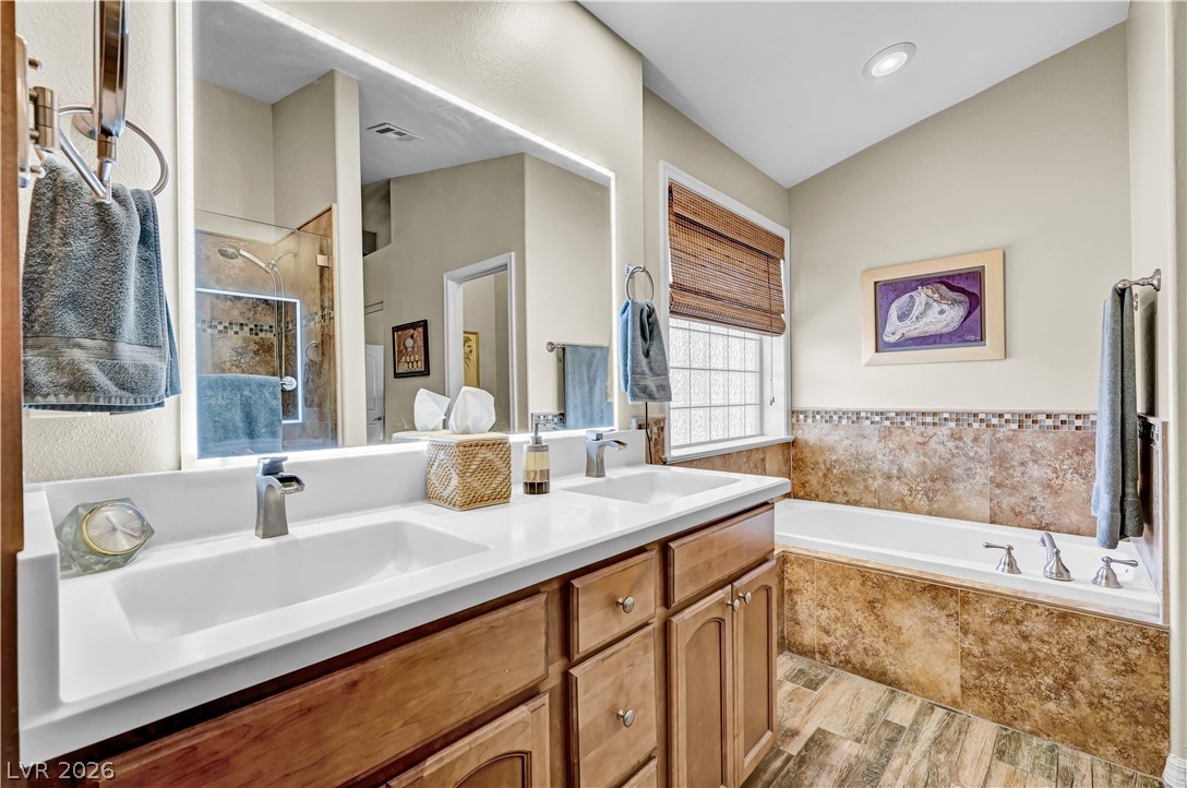 6288 Fisher Avenue Las Vegas NV 89130