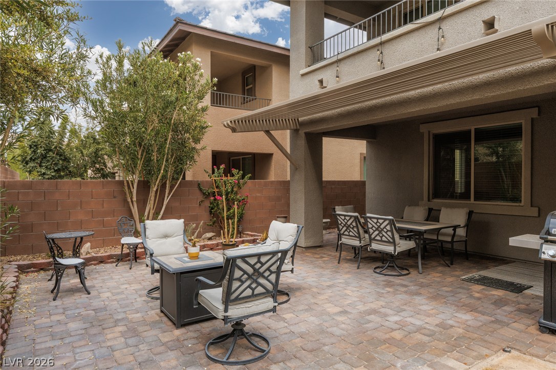 9719 Zircon Cliff Avenue Las Vegas NV 89148