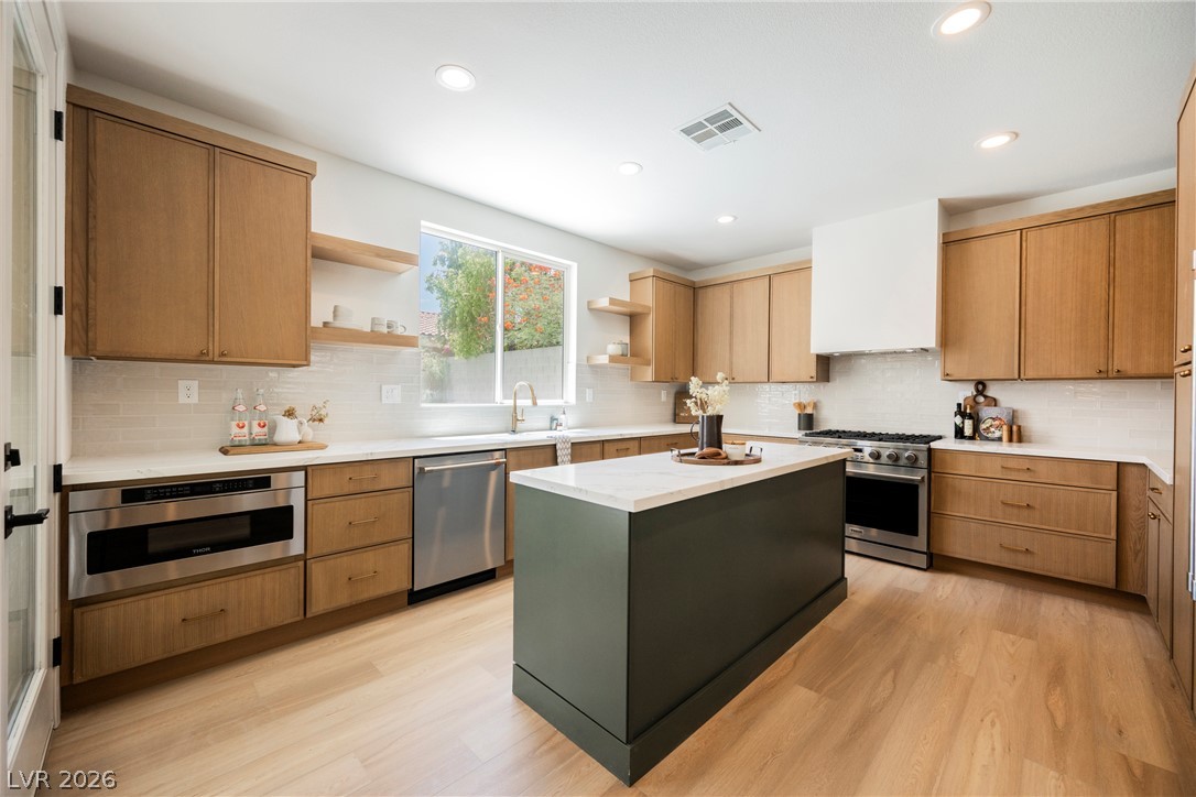 9369 Thunder Basin Avenue Las Vegas NV 89149
