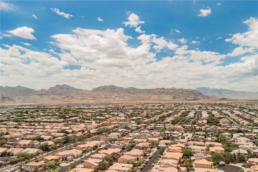 9369 Thunder Basin Avenue Las Vegas NV 89149