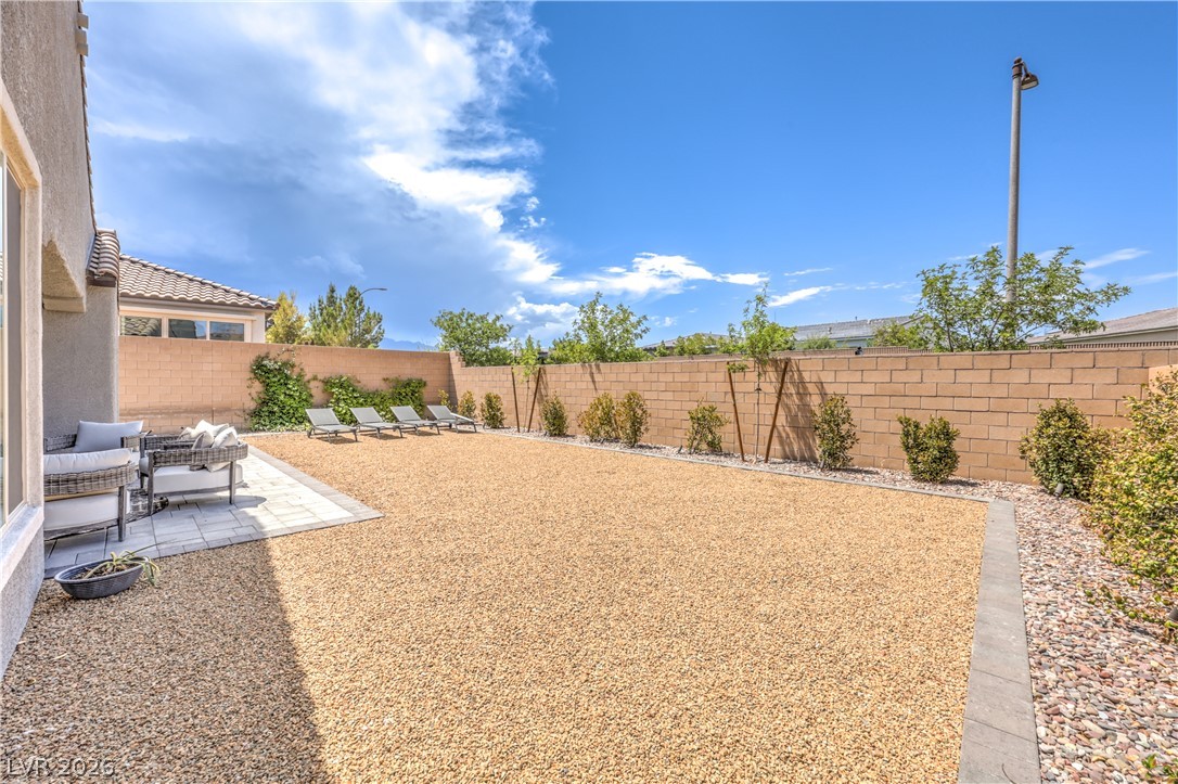 9952 Pine Trail Avenue Las Vegas NV 89166