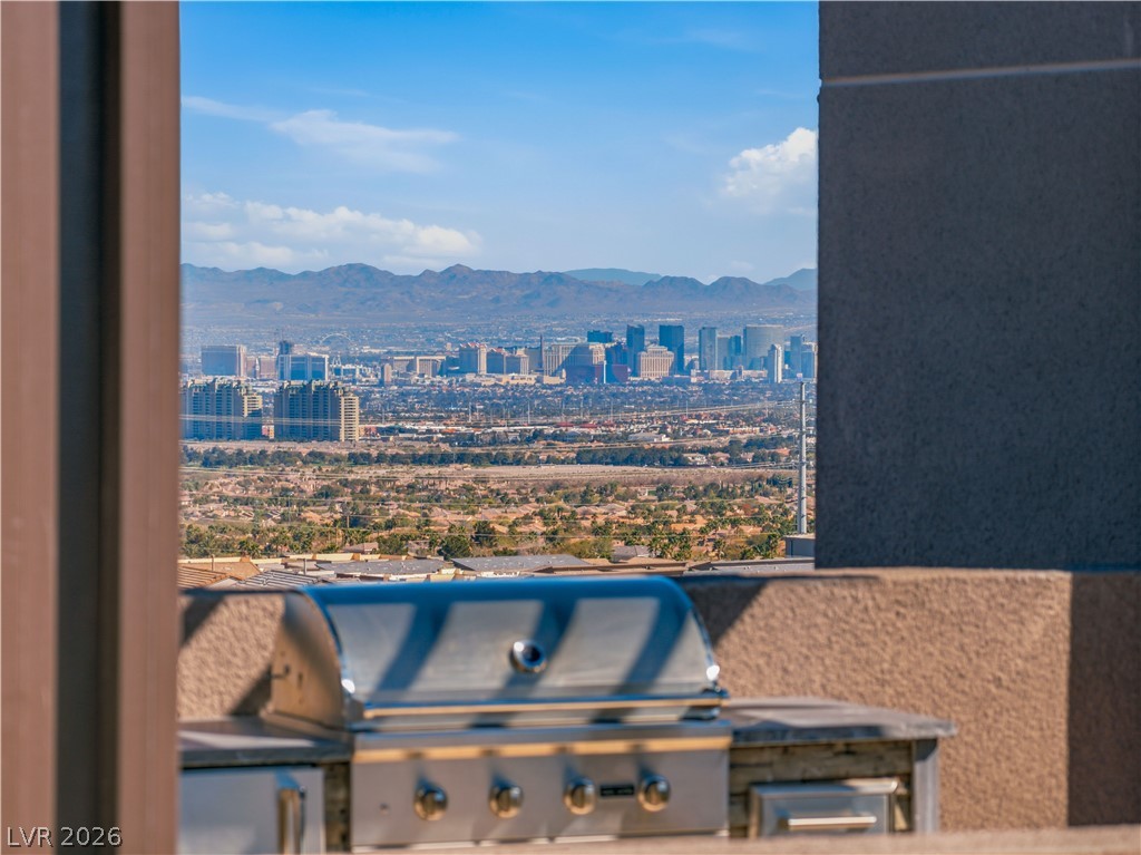664 Sentinel Spire Street Las Vegas NV 89138
