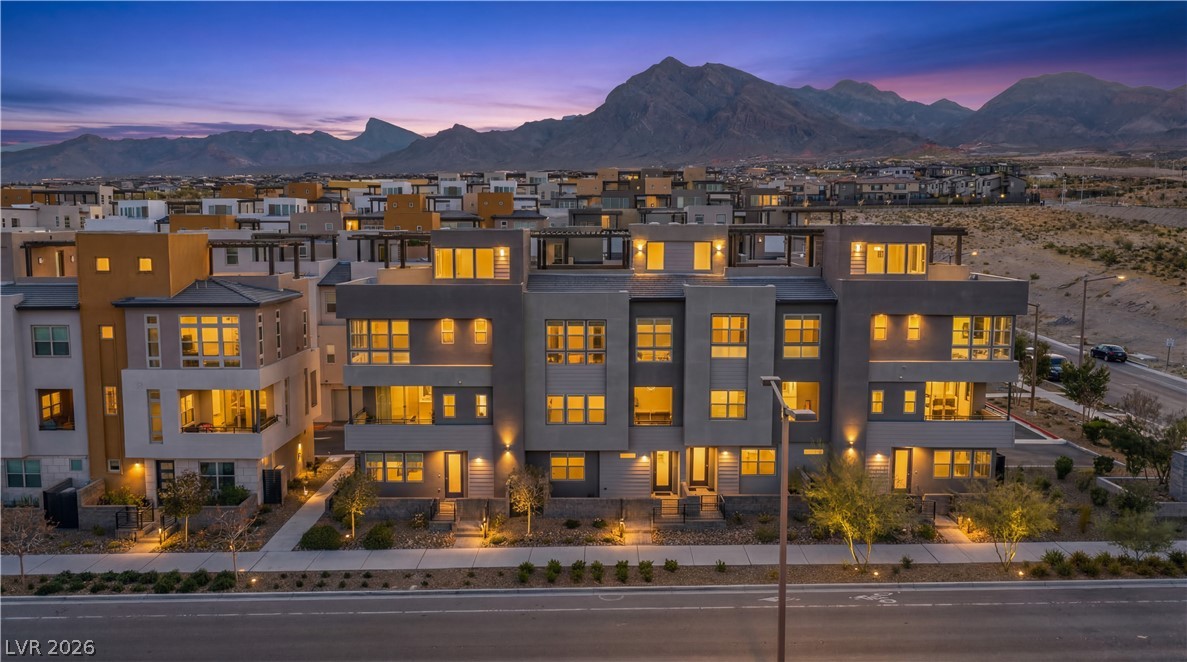 664 Sentinel Spire Street Las Vegas NV 89138
