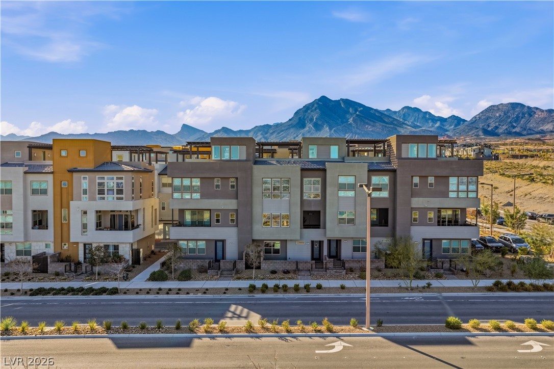 664 Sentinel Spire Street Las Vegas NV 89138