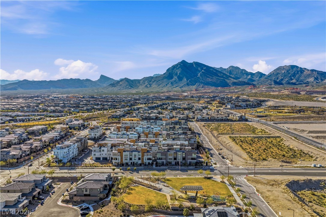664 Sentinel Spire Street Las Vegas NV 89138