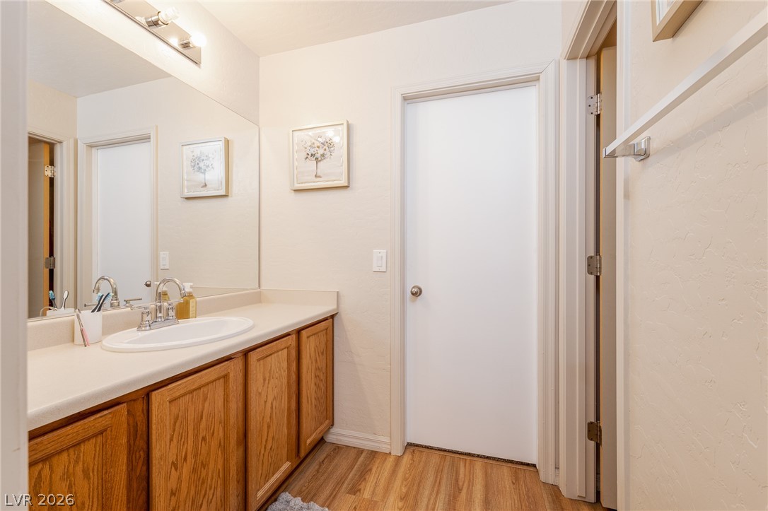4464 Penguin Avenue North Las Vegas NV 89084